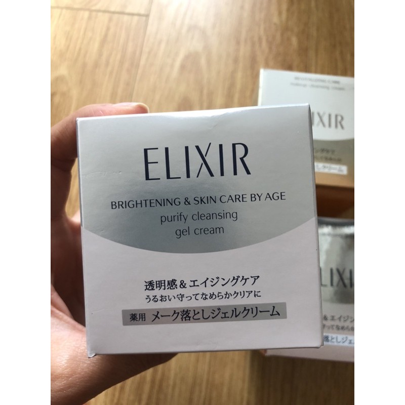 Kem tẩy trang ELIXER