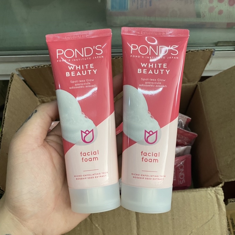 Sữa Rửa Mặt Làm Sáng Da Pond's White Beauty 100g