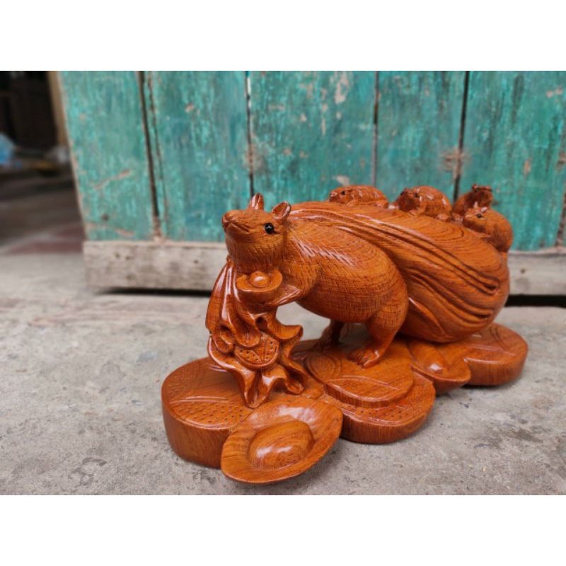 Tượng con chuột gỗ hương