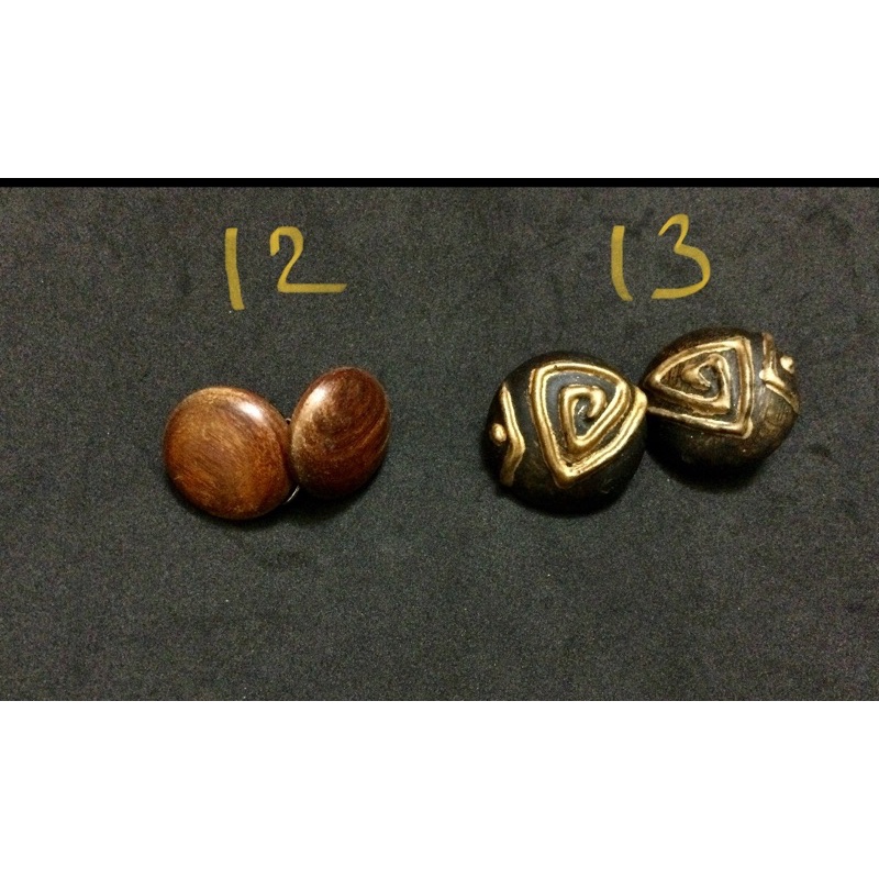 Khuyên tai gỗ đeo sát tai