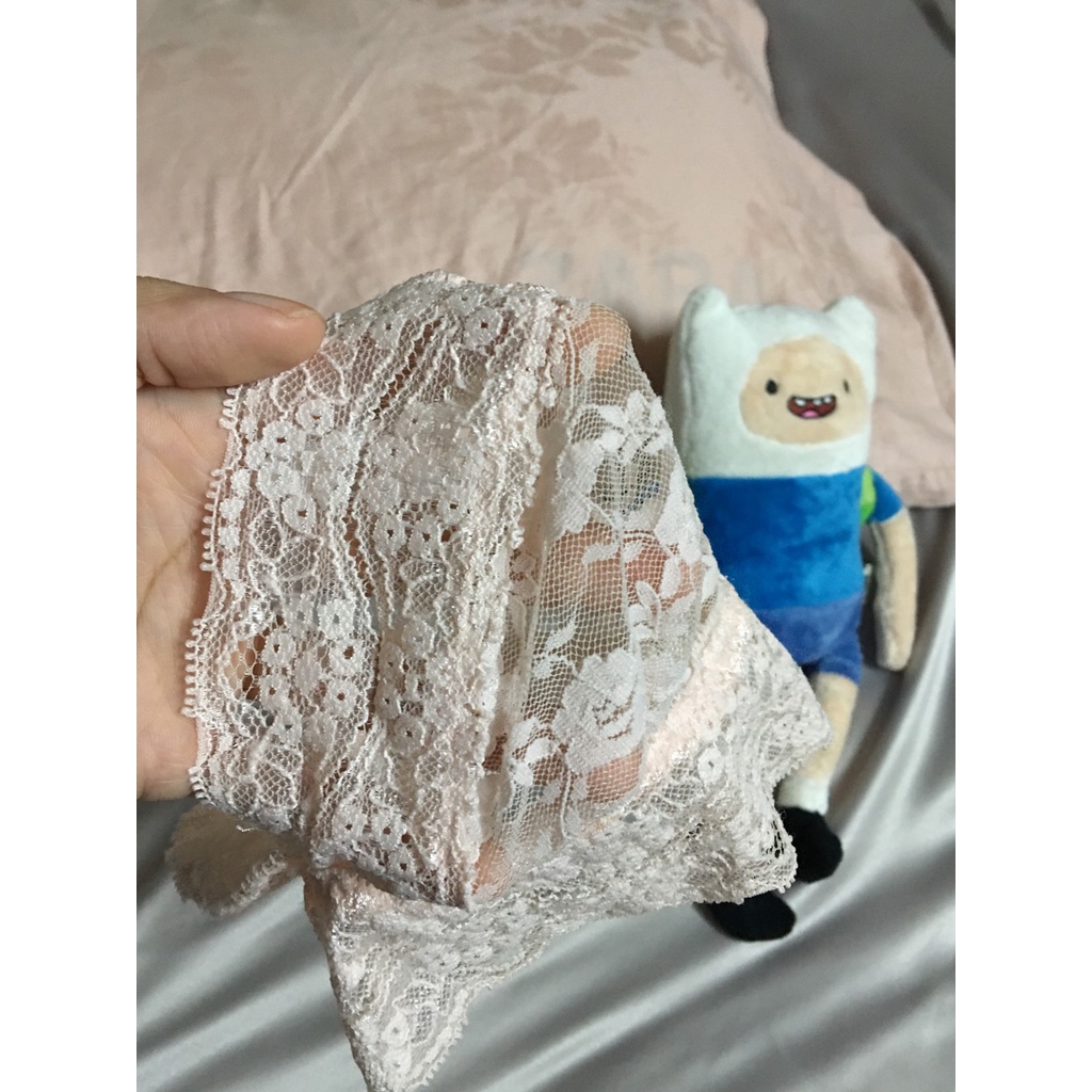 Áo ngực si size XS ren hồng phấn bralette không mút