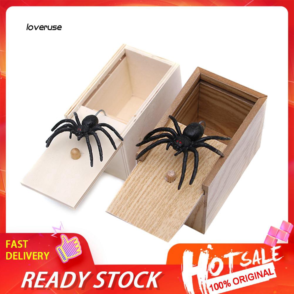 Hộp đồ chơi khăm hình nhện giả kinh dị độc đáo cho dịp Halloween