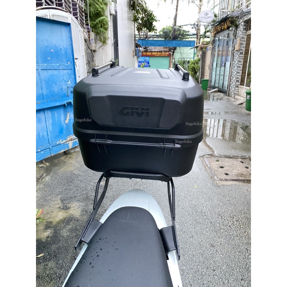 Thùng xe Click 110, thùng Givi B32N_ADV và baga givi lắp cho Click V1, hàng Givi chính hãng, bảo hành 2 năm