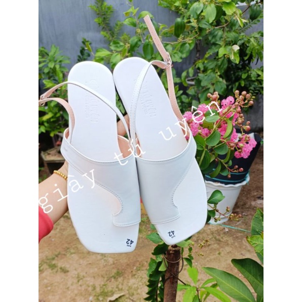 Dép xỏ ngón bảng to quai hậu 35-43