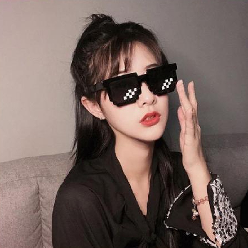 Mắt kính vuông pixel mosaic phong cách thug life hai chiều vui nhộn cá tính hiphop dành cho nam nữ