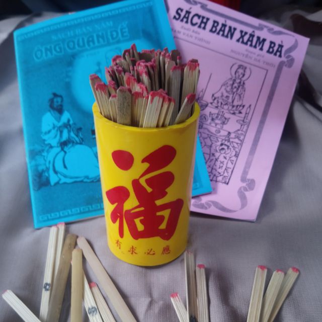 Hũ xin xăm kèm cuốn giải | BigBuy360 - bigbuy360.vn