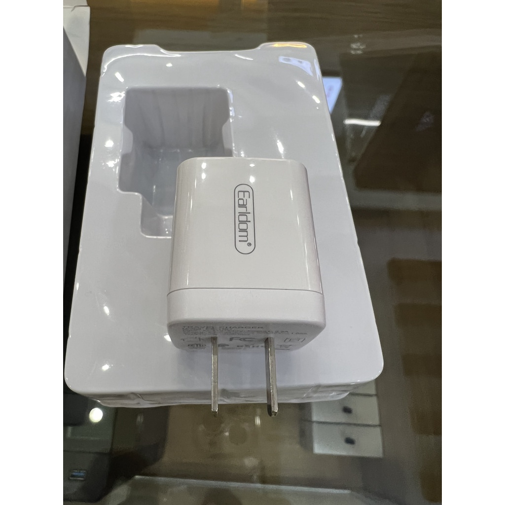 Củ sạc nhanh 20W chính hãng Earldom, cổng typc, cam kết sản phẩm hàng tốt chất lượng, bảo hành 12 tháng