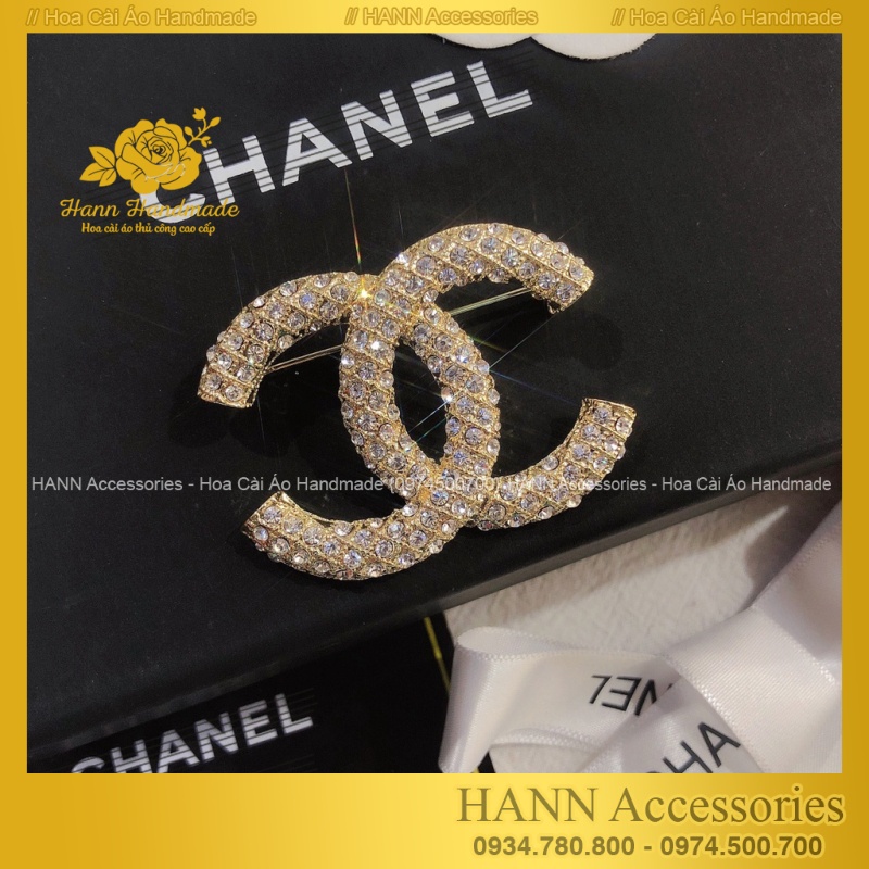 Tag ghim cài áo vest đính đá Hình Chữ C đính đá cao cấp thời trang đẹp sang chảnh [Hoacaiaodep.com - Hann Handmade]