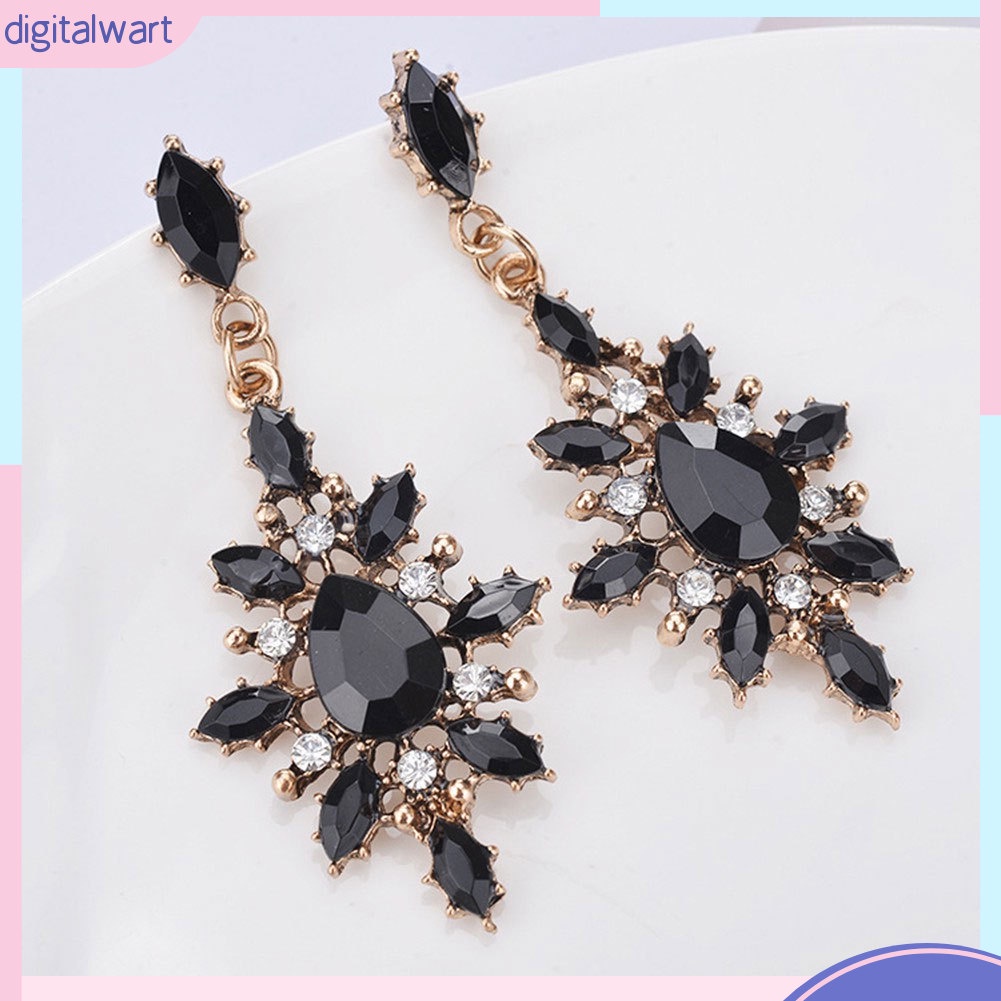 Hoa Tai Nữ Trang Dáng Dài Tạo Hình Độc Đáo