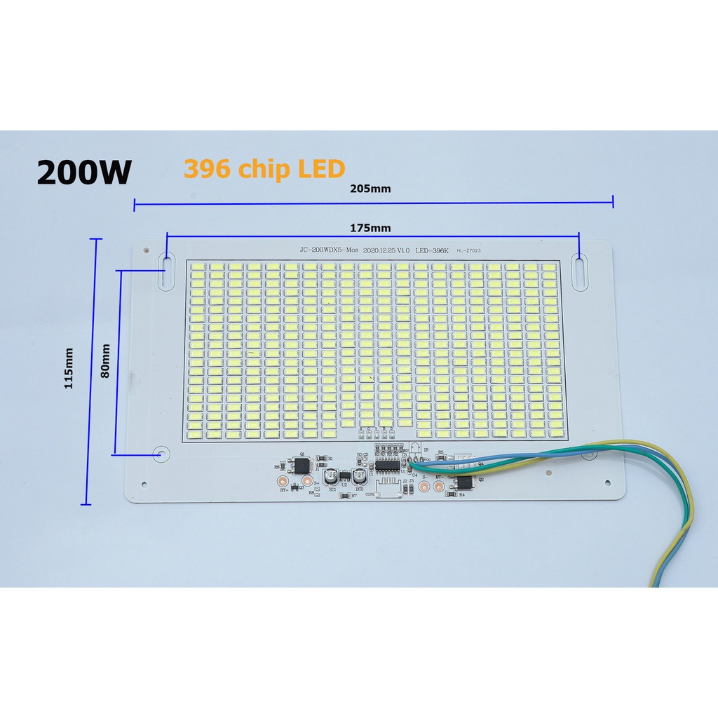 Chip Led đèn năng lượng mặt trời 100W 200W Có MẠCH ĐIỀU KHIỂN với cảm ứng bao gồm điều khiển từ xa