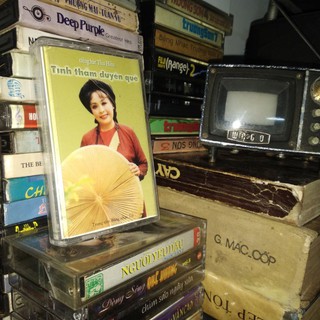 2 băng cassette NSND Thu Hiền