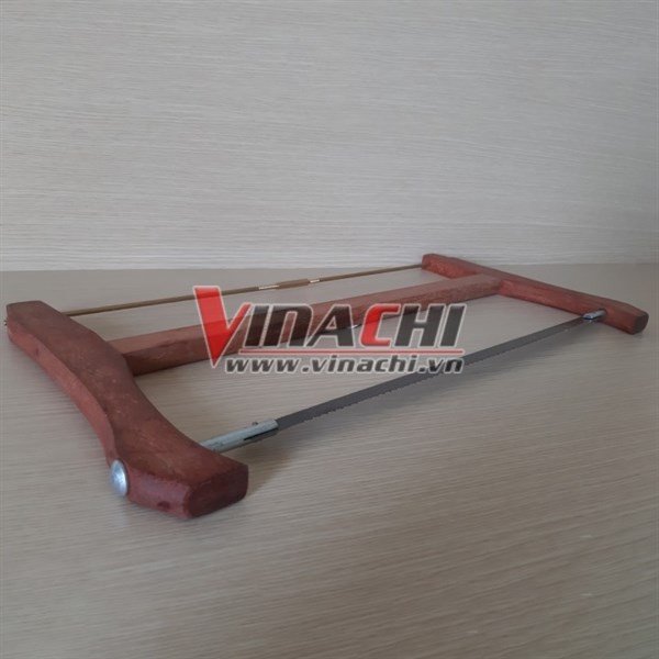 Cưa gỗ cầm tay