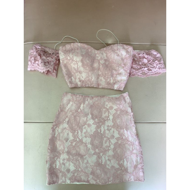 Váy 2 chi tiết phối ren xinh yêu