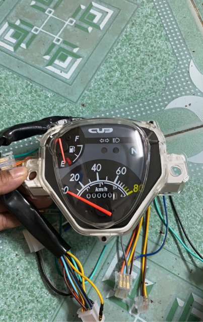Đồng hồ cúp 50