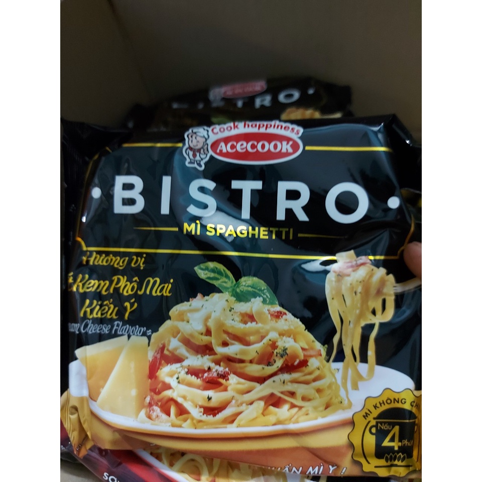 1 lốc 4 gói mì Bistro  Spaghetti Xốt Bò Bầm - Xốt phô mai Kiểu Ý Acecook