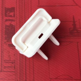 10 Nắp Che Ổ Cắm Điện