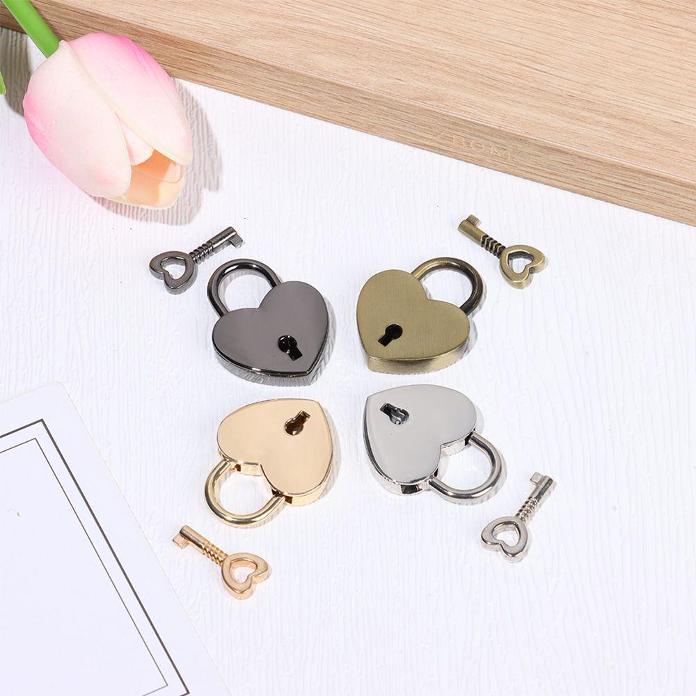 Ổ Khóa Va Li Mini Bằng Kim Loại Hình Trái Tim Phong Cách Vintage