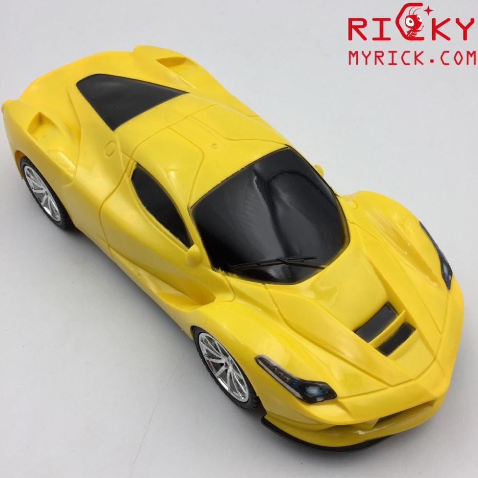 Xe điều khiển vô lăng