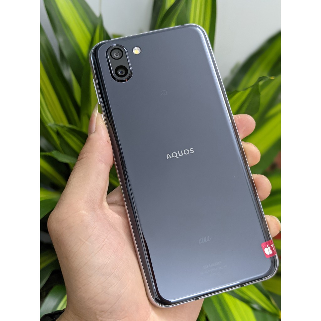 Điện thoại Sharp AQUOS R2 zin keng New 99%