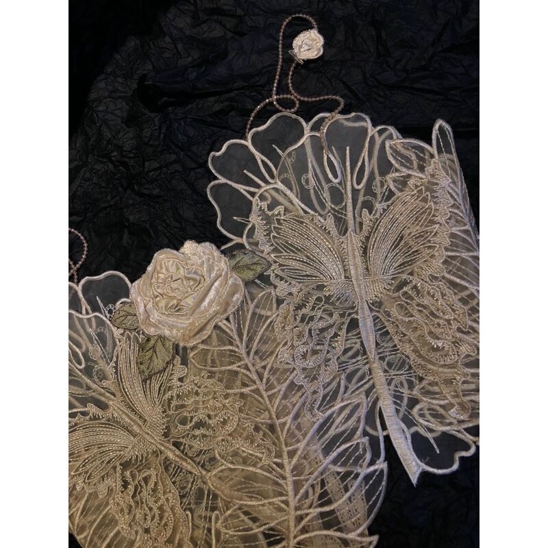 Áo Hai Dây Phối Ren Thêu Hoa Quyến Rũ Thời Trang Mùa Hè 2022