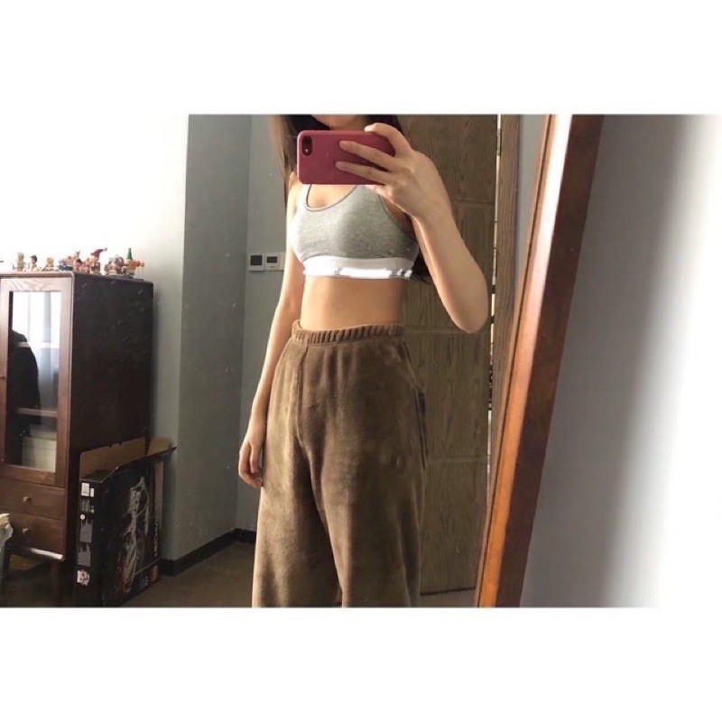 (Có sẵn)Set đồ lót thể thao có mút màu ghi xám quần tam giác hoặc lọt khe | BigBuy360 - bigbuy360.vn