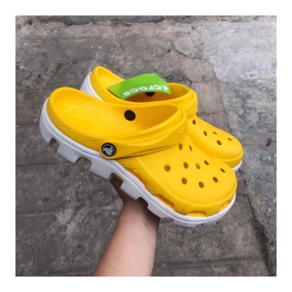 TẶNG 10 JIBBITZ dép sục crocs