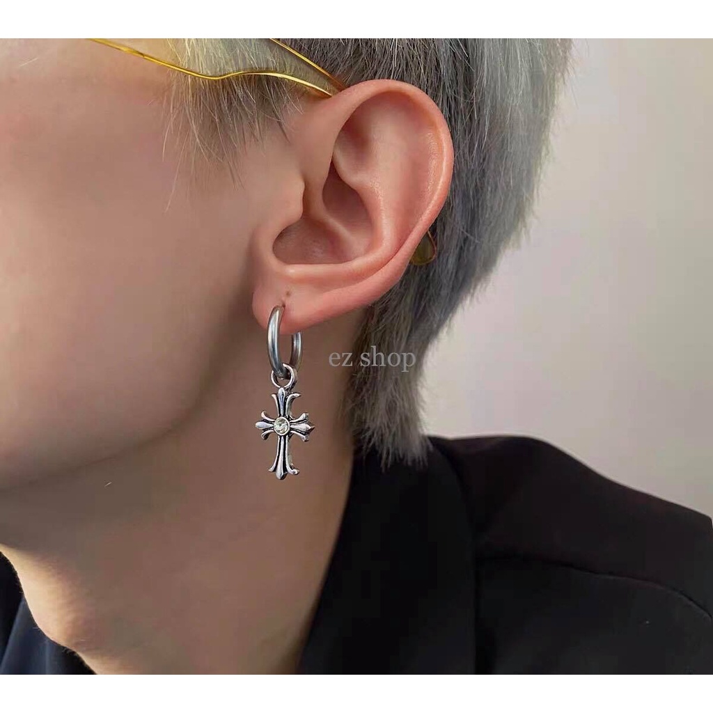 Khuyên tai vòng phối charm chữ thập chrome heart siêu chất thép y tế không gỉ
