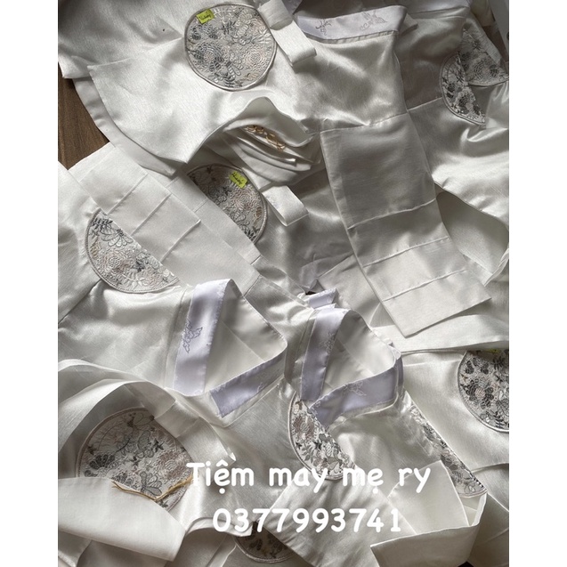 HANBOK ĐỎ CHO BÉ