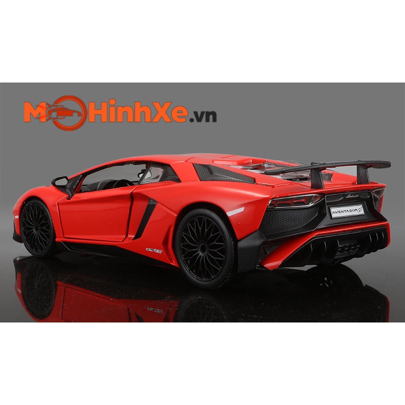 MÔ HÌNH XE LAMBORGHINI AVENTADOR LP750-4 SV 1:24 BBURAGO