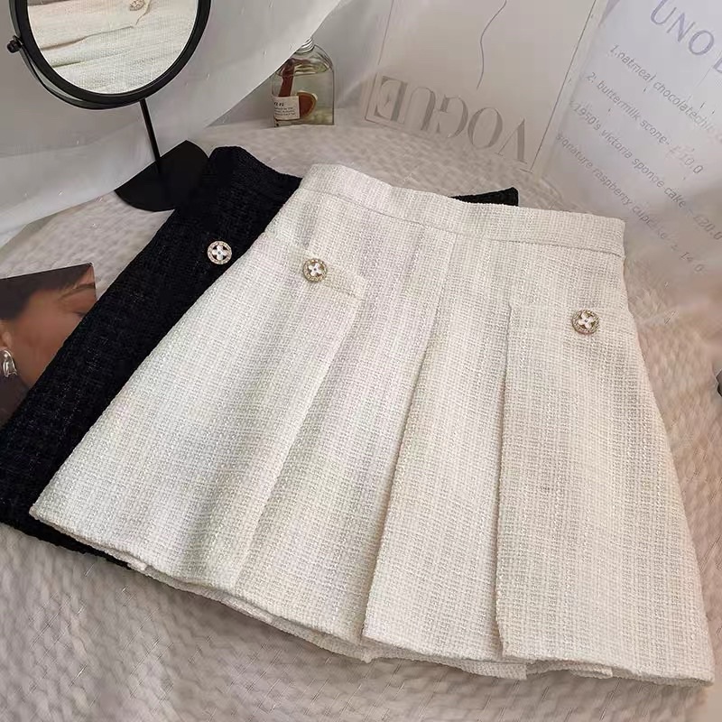 Chân váy dạ xếp ly to đính khuy ngọc hàng qcl1