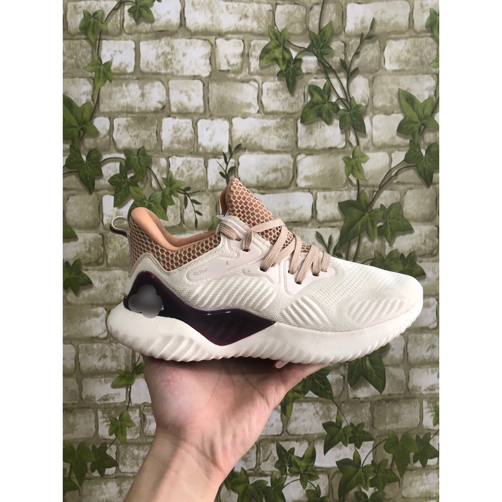 Giày thể thao alpha nâu