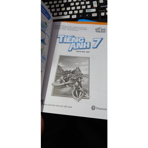 Sách - Tiếng Anh 7 Sách Bài Tập Theo Chương Trình Mới [Không CD Kèm Một Tẩy Hình]