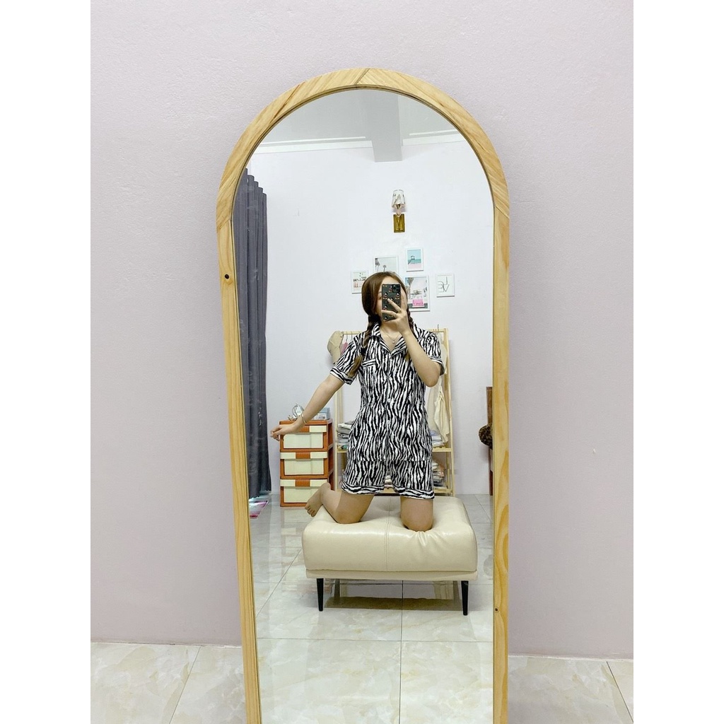 Gương toàn thân khung gỗ treo tường mái vòm, nịnh dáng decor shop thời trang kích thước 60x170cm MIRRORTOCTOC