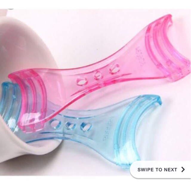 💙 Xanh - Dụng cụ hỗ trợ chải mascara, kẻ mắt | BigBuy360 - bigbuy360.vn