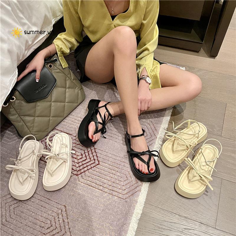 Giày Sandal Đế Dày Có Khóa Gài Phong Cách Thời Trang Mùa Xuân 2022