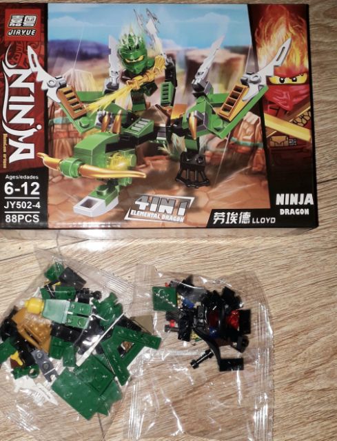 Lắp ráp 1 hộp LegoNinja Rồng 502 có nhiều chi tiết bằng nhựa ABS