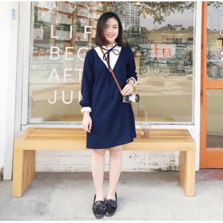 Đầm suông tay dài cổ xếp ly thắt nơ