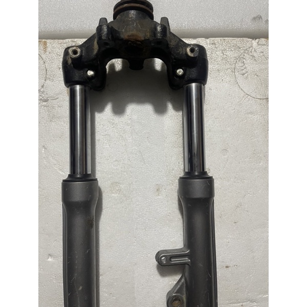 Vai thụt trước xe máy Sirius 110cm của Yamaha .