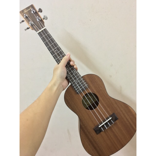 ĐÀN UKULELE CONCERT AUANTI