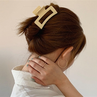 Kẹp gắp tóc nhựa màu trơn đơn giản