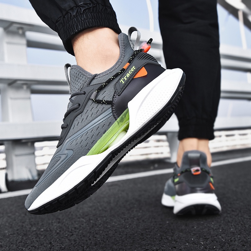 Giày Thể Thao Thoáng Khí Thoải Mái Màu Trắng Đen Phong Cách Cổ Điển Cho Cặp Đôi