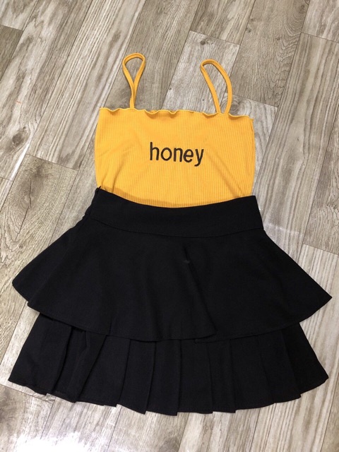 Áo 2 dây croptop honey