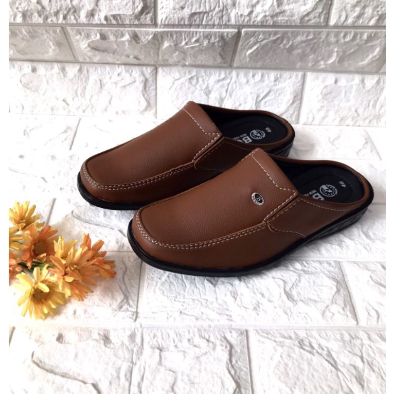 Dép bít mũi nam da mềm..màu vàng bò..sang trọng lịch lãm, mã SP14