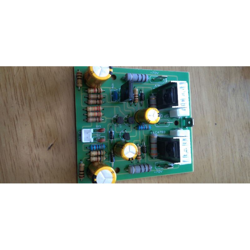 Bo công suất đa năng giá 1 bo