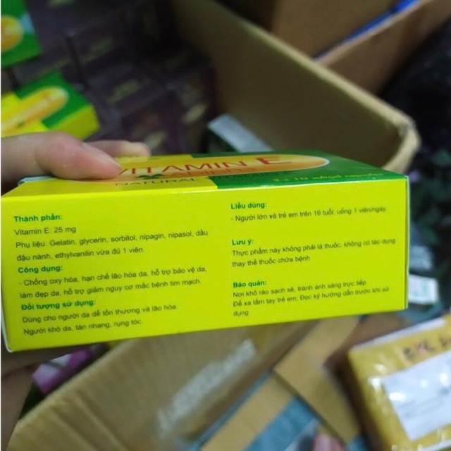 Vitamin E Bổ sung vitamin E hỗ trợ miễn dịch, chống lại các gốc tự do, giảm mỡ máu