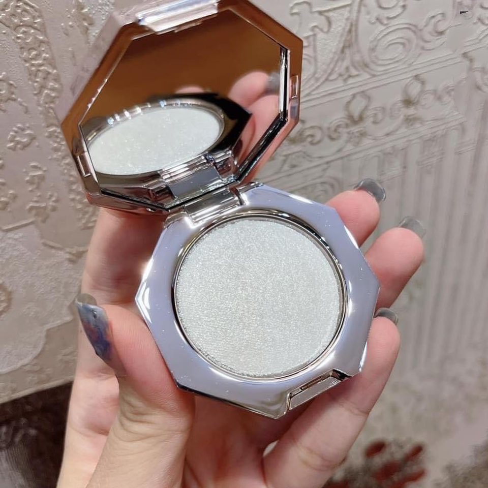 Phấn highlight Fenty Hustla Baby - Diamond Bomb - Killawatt Foil mini 2.2g