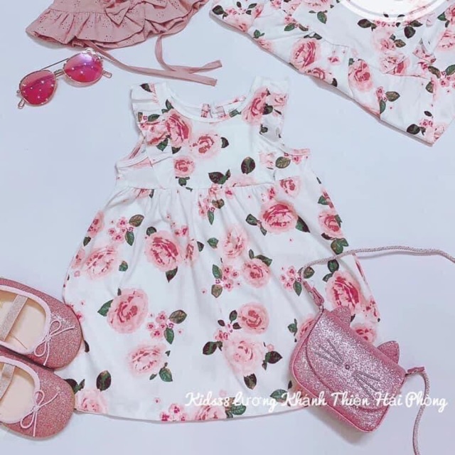 Váy cánh tiên HM hoa hồng