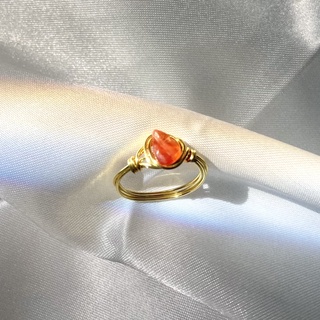 Nhẫn tinh thể Red Agate nổi bật