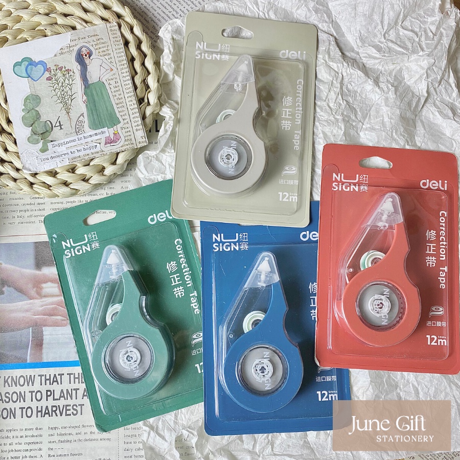 Bút xóa kéo Deli tiện lợi dùng xóa nội dung sạch đẹp