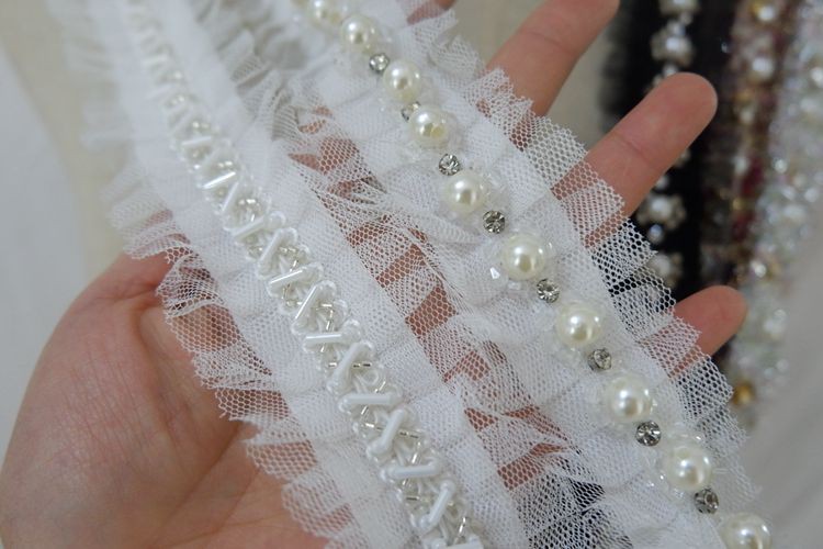 Dây Vải Ren Đính Hạt Xinh Xắn Rộng 3-4cm